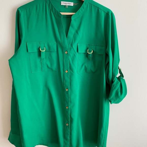 Calvin Klein green blouse with gold buttons - Picture 2 of 5